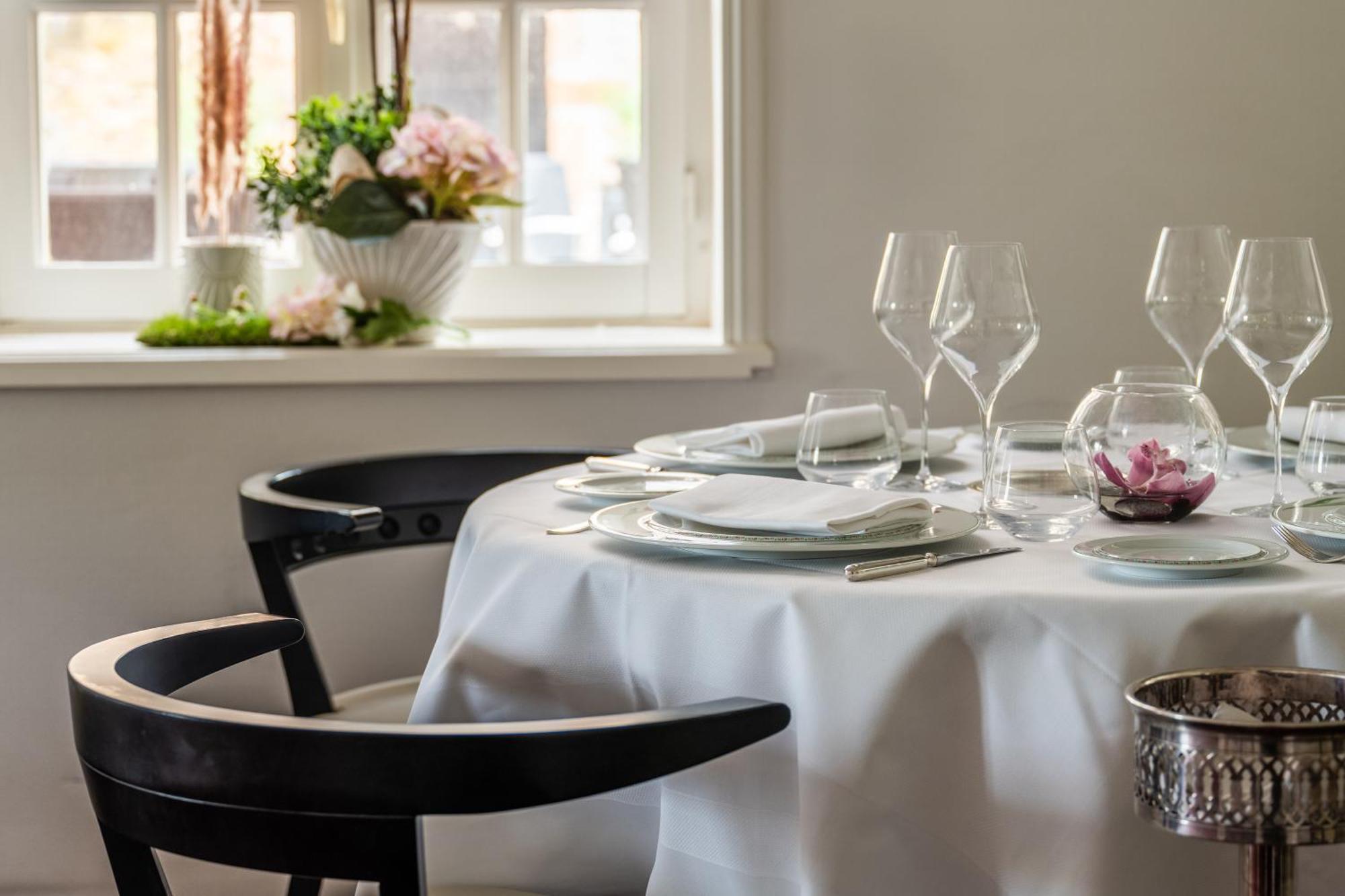 Отель Le Moulin Du Gastronome Charnay-les-Macon Экстерьер фото